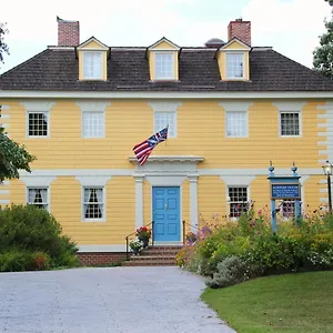 Newport House Williamsburg